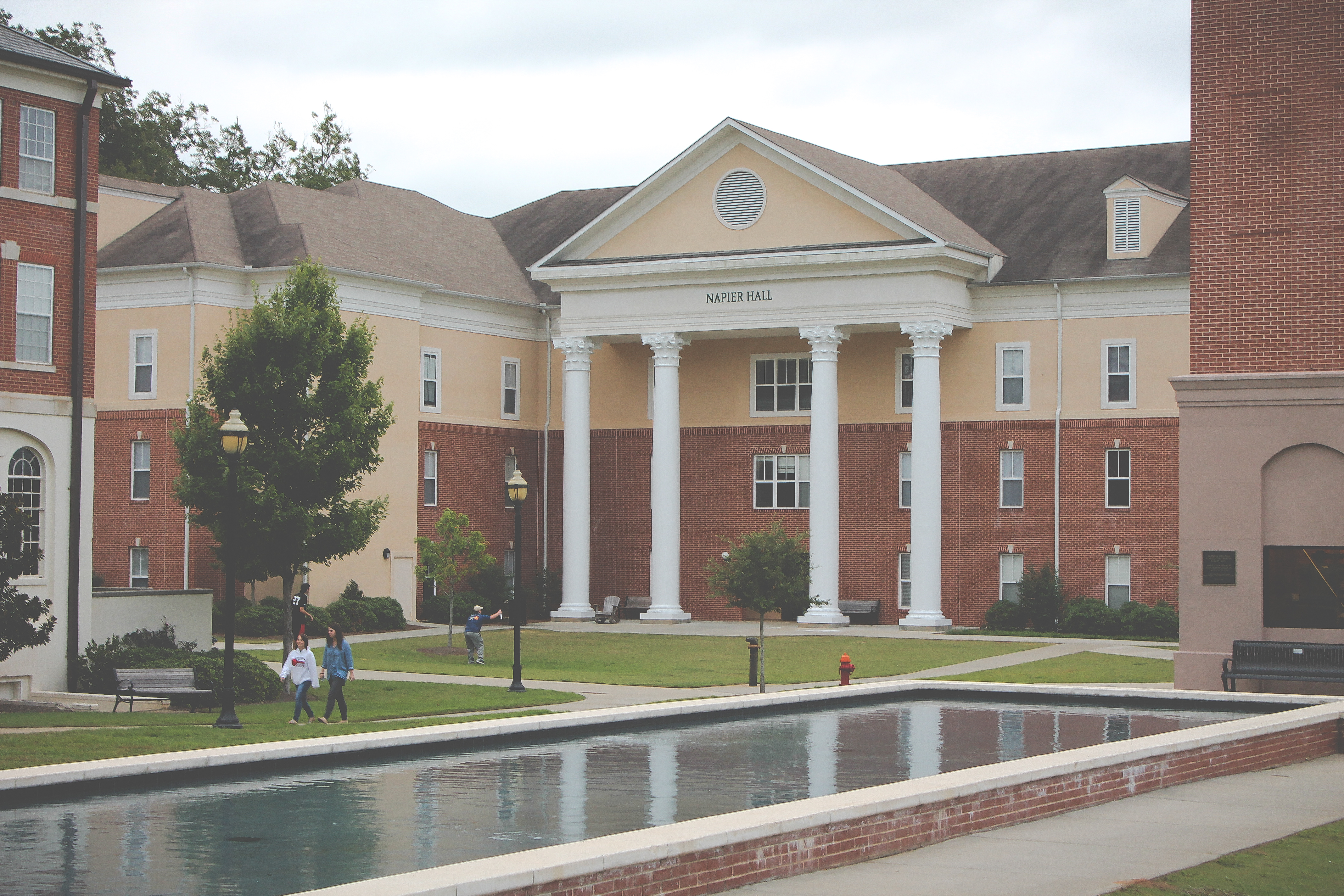 10 Best Places to Live at College & State University OneClass