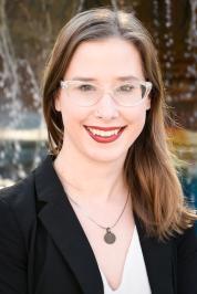 Advisor Headshot Photo