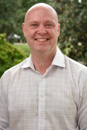 Advisor Headshot Photo