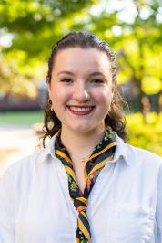 Advisor Headshot Photo