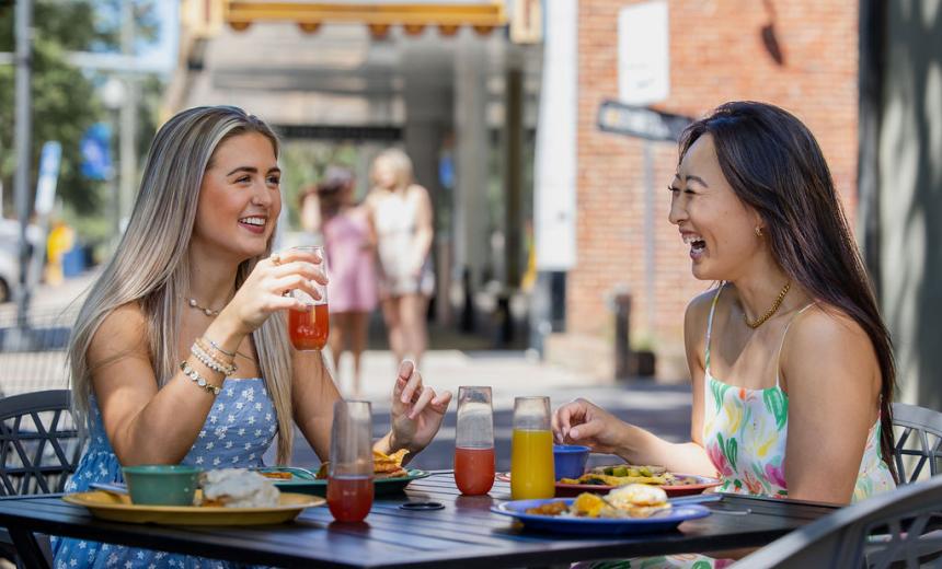 2 People on a boat fishing in the lake