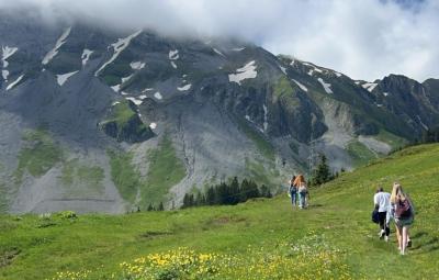 GCSU students hiking in Swiss Alps
