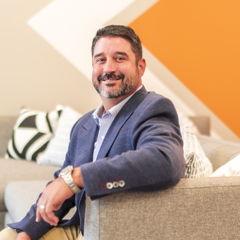 Rob Betzel Headshot