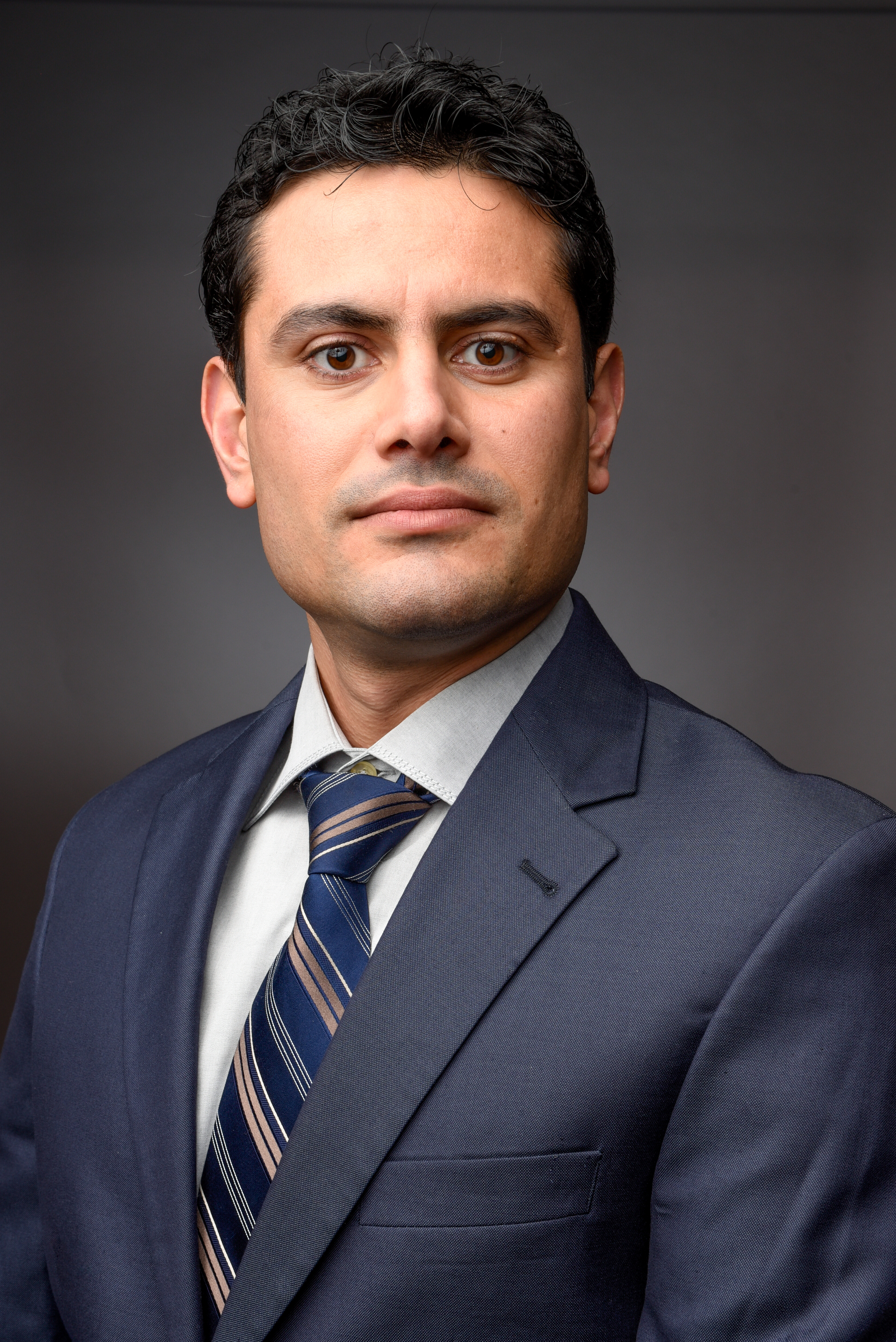 Dr. Sina Amiri